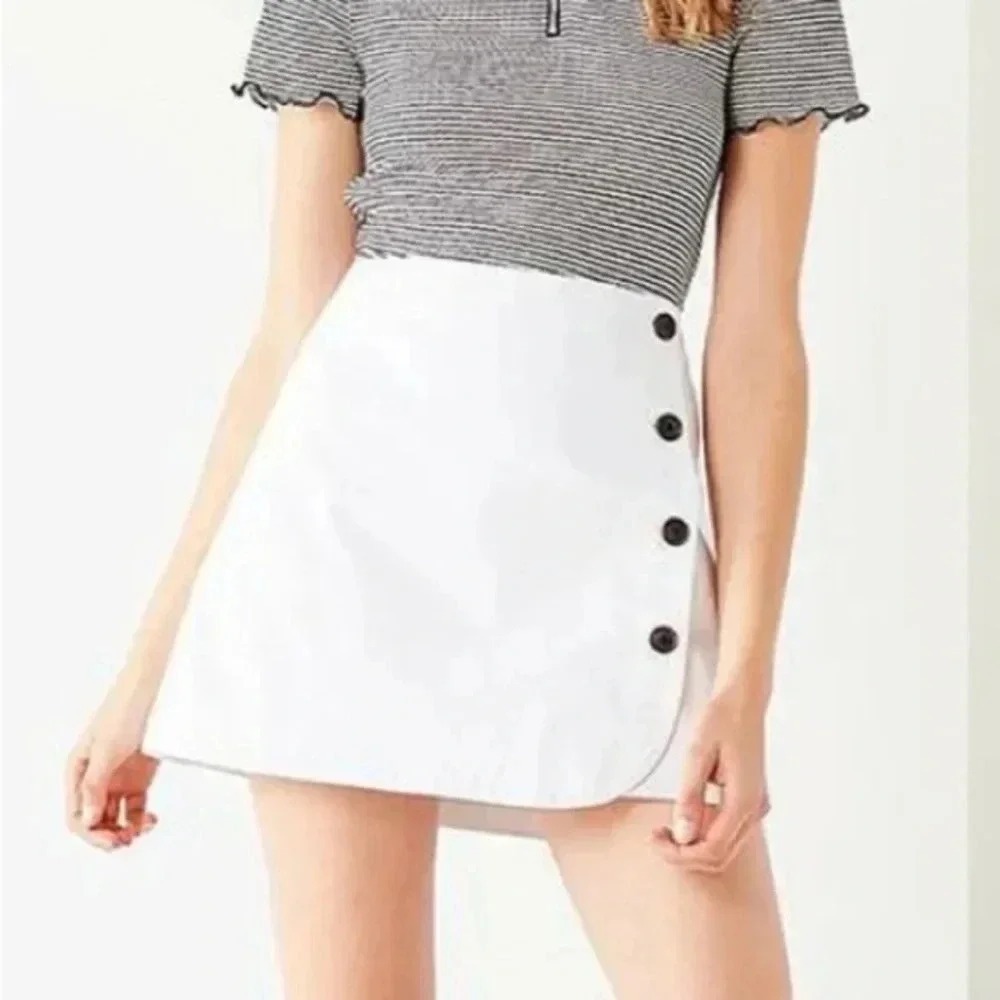 BDG Button Front Mini Skirt Womens Medium White Denim